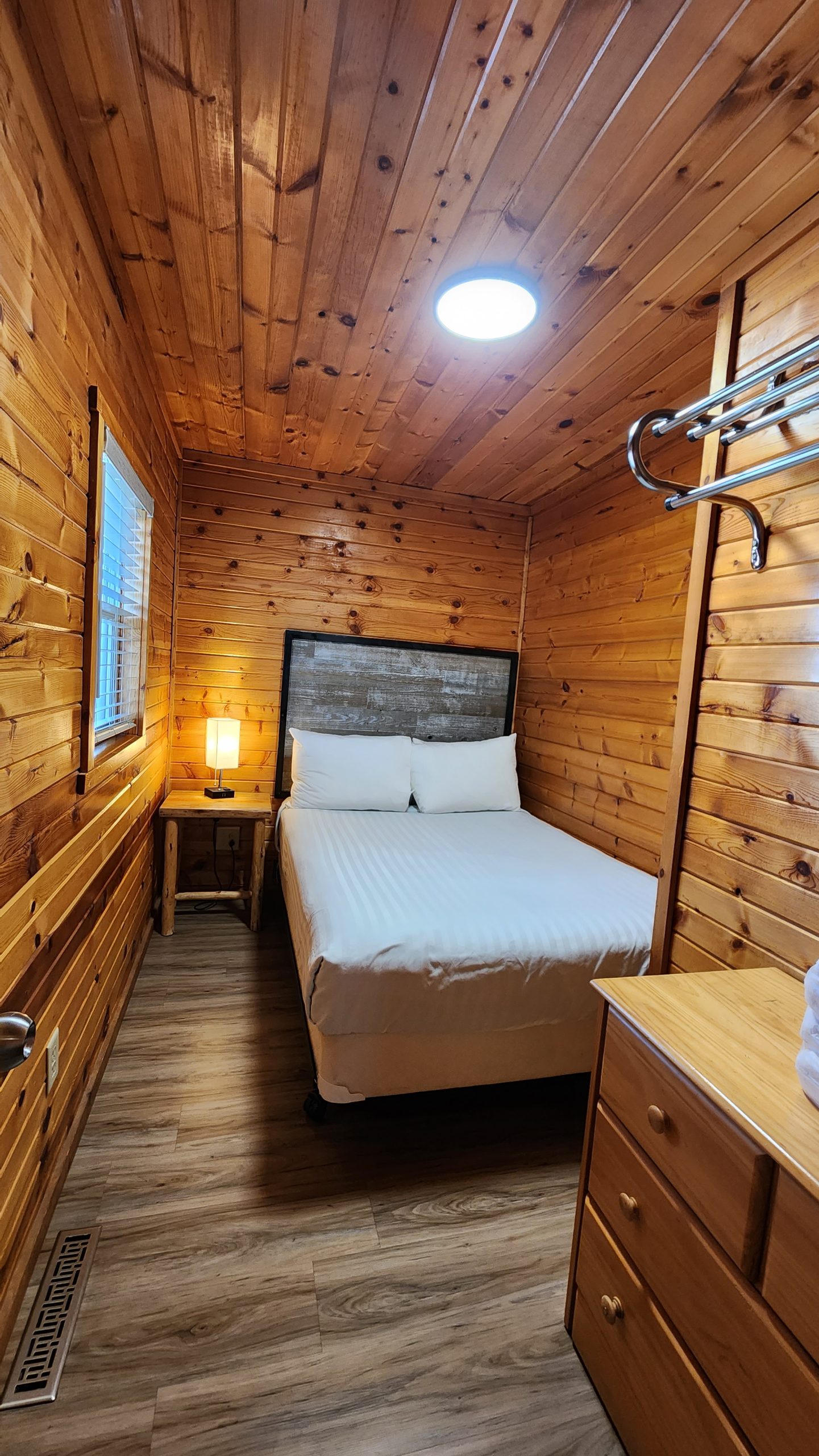Remington Bedroom 23 Scaled Cabin Rentals